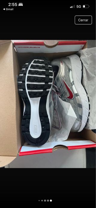 Caja Nike Roja y Blanca