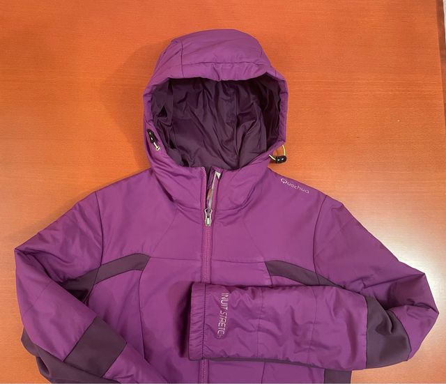 Chaqueta morada con capucha QUECHUA