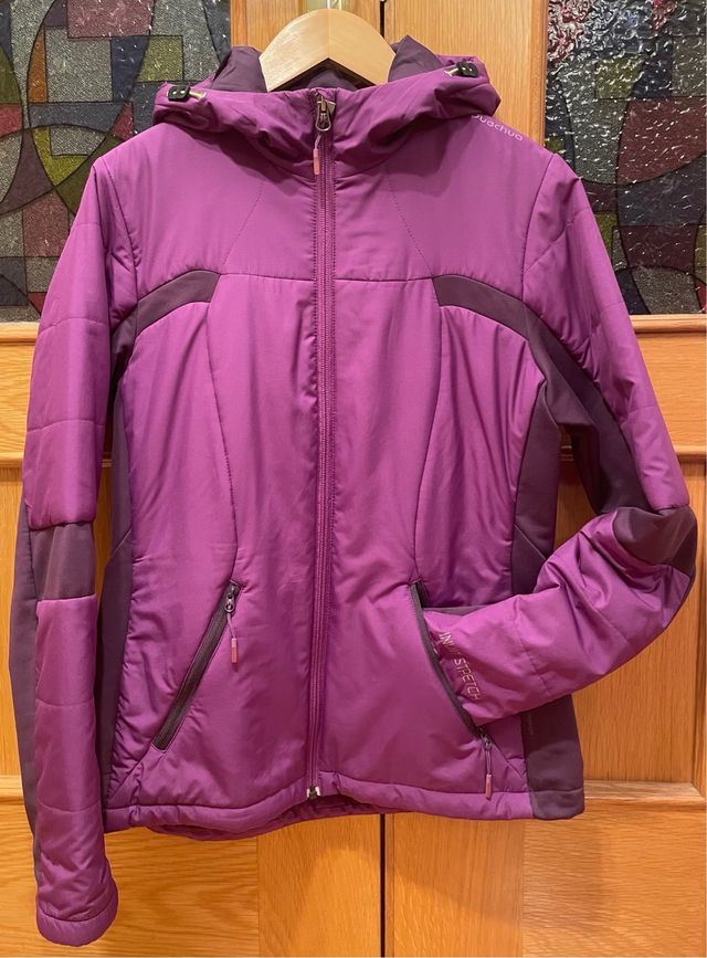 Chaqueta morada con capucha QUECHUA