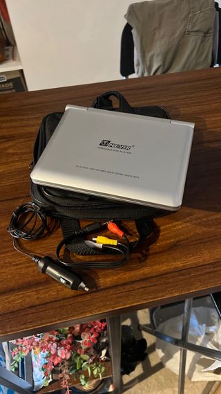 Reproductor DVD Nevir para Coche