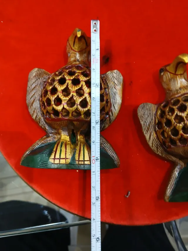 Pareja de Águilas de Madera Decorativas