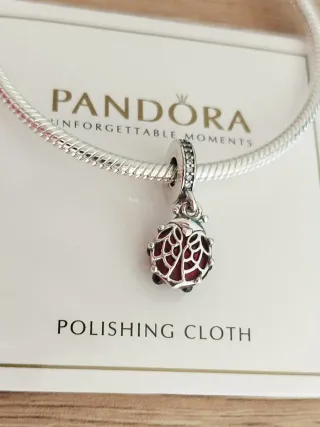 Charm Colgante Mariquita Roja