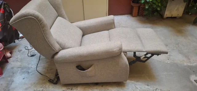 Sofá reclinable tela beige/gris