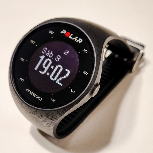 Polar M200 GPS con Cargador