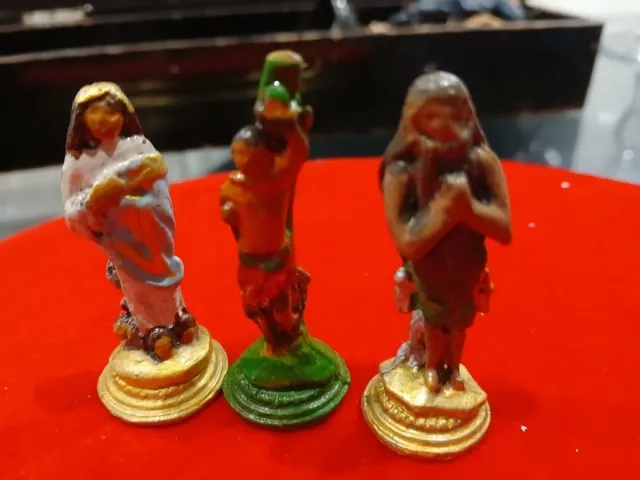 Lote 3 figuras religiosas plomo miniaturas