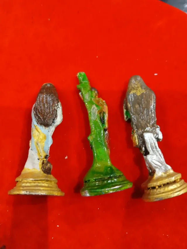Lote 3 figuras religiosas plomo miniaturas
