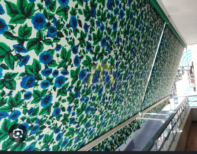 Toldo estampado flores azul y verde