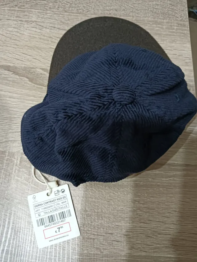 Gorra Álvaro Moreno azul y marrón para niños