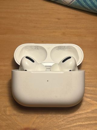 Authentic Apple AirPods Pro 1
