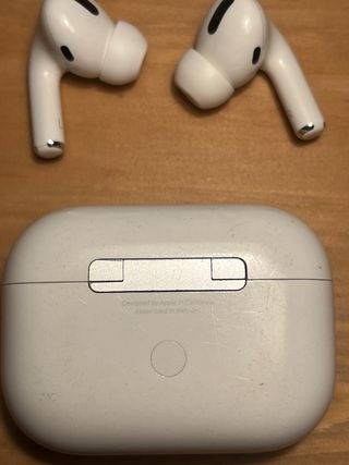 Authentic Apple AirPods Pro 1