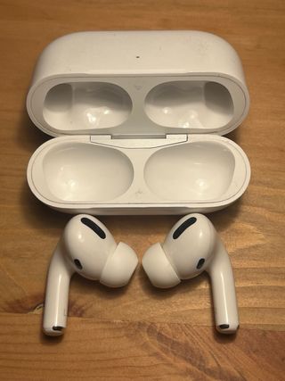 Authentic Apple AirPods Pro 1
