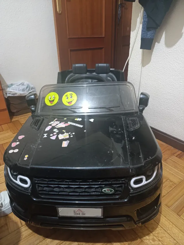 Mini coche eléctrico infantil