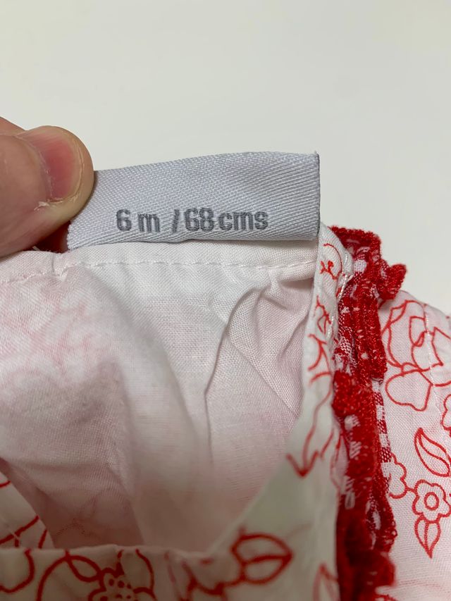 Vestido bebé flores rojas y blancas