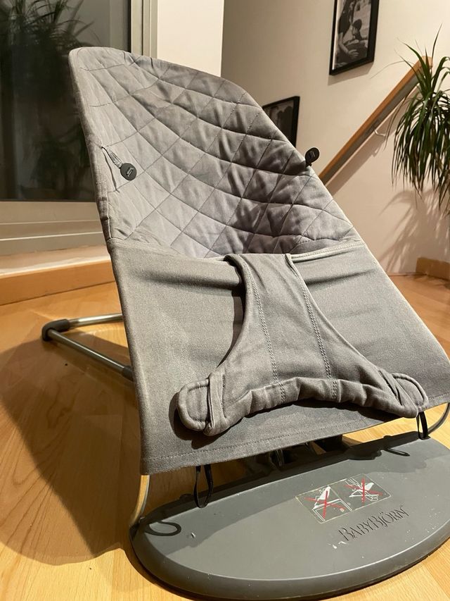 Hamaca bebé BabyBjörn gris