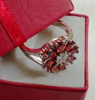 Anello Rosone Argento e Rubini