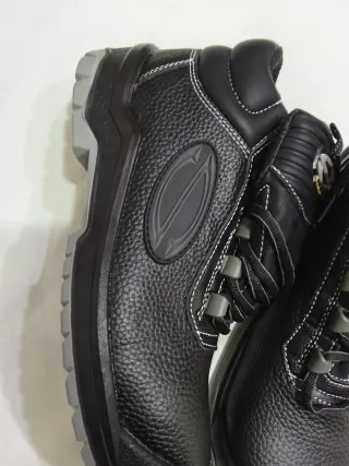 Scarpe da lavoro uomo taglia 42