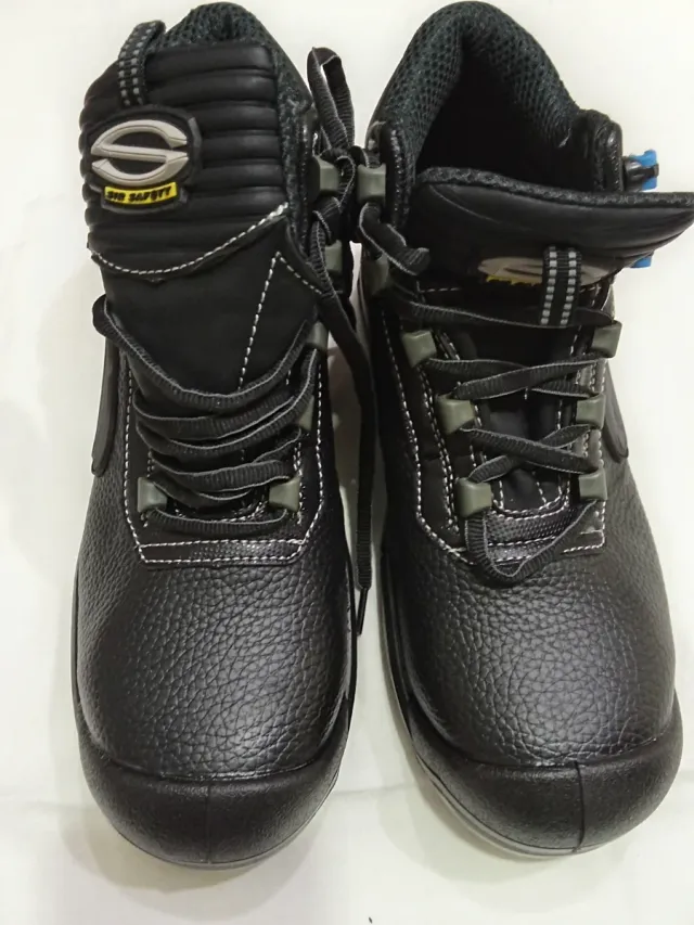 Scarpe da lavoro uomo taglia 42