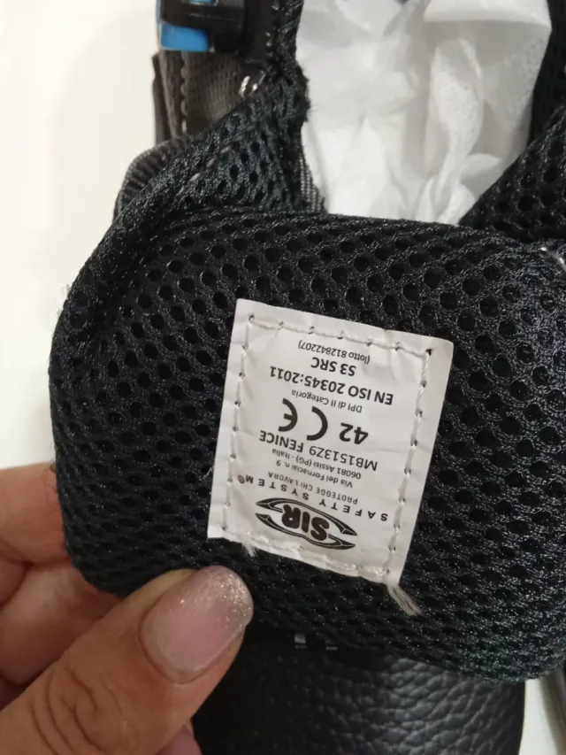 Scarpe da lavoro uomo taglia 42