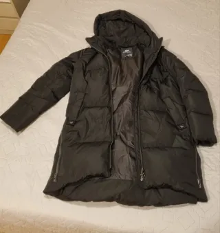 Abrigo Orolay Negro Plumas