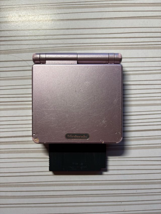 Nintendo Game Boy Advance SP Rosa + Bomberman