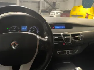 Renault Laguna 2008