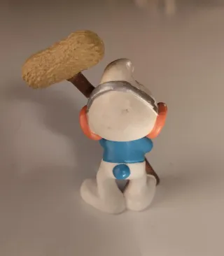 Pitufo con micrófono