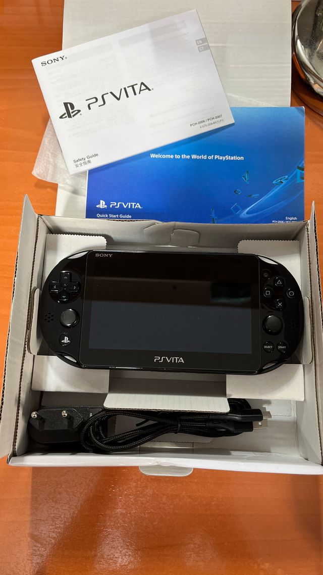 PSVita NUEVA, Consola ps vita