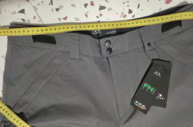 Pantalones de esquí Oakley grises talla L