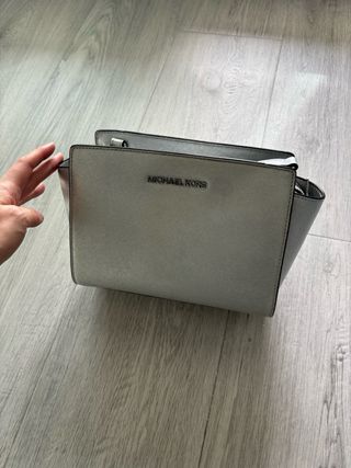 Bolso Michael Kors plateado