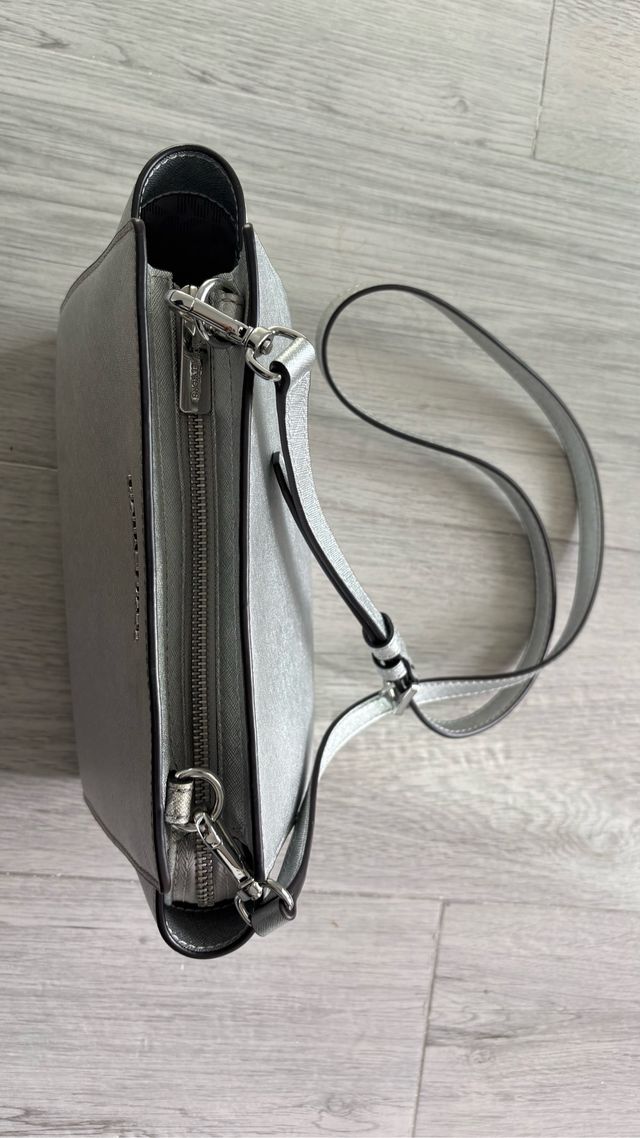 Bolso Michael Kors plateado