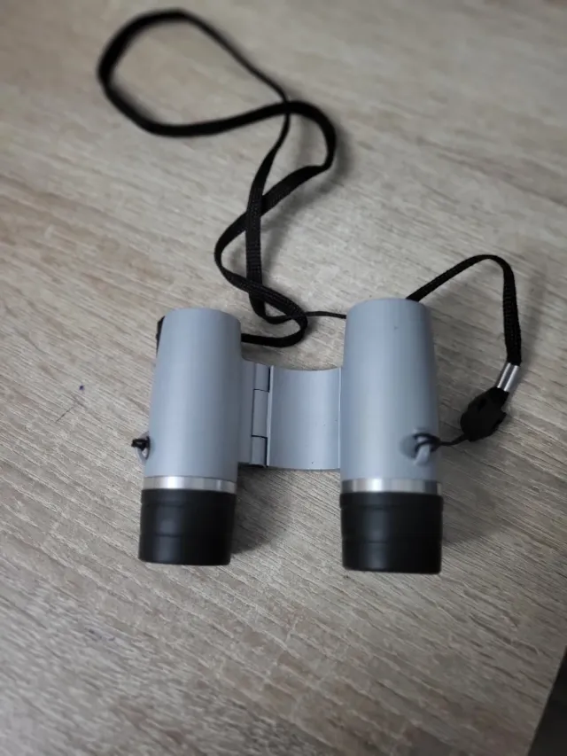 Prismáticos 300X25 con enfoque automático