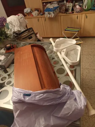 Set da cucina: pentole, mensole, paniere, ecc.