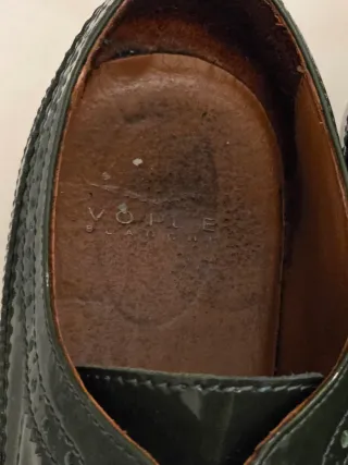 Scarpe stringate vernice verde