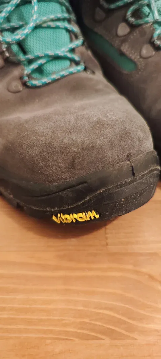 Botas de montaña Chiruca Gore-Tex Vibram – 41