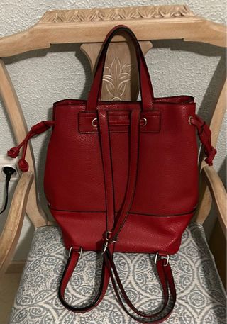 Mochila Piel Sintética Roja Cremalleras