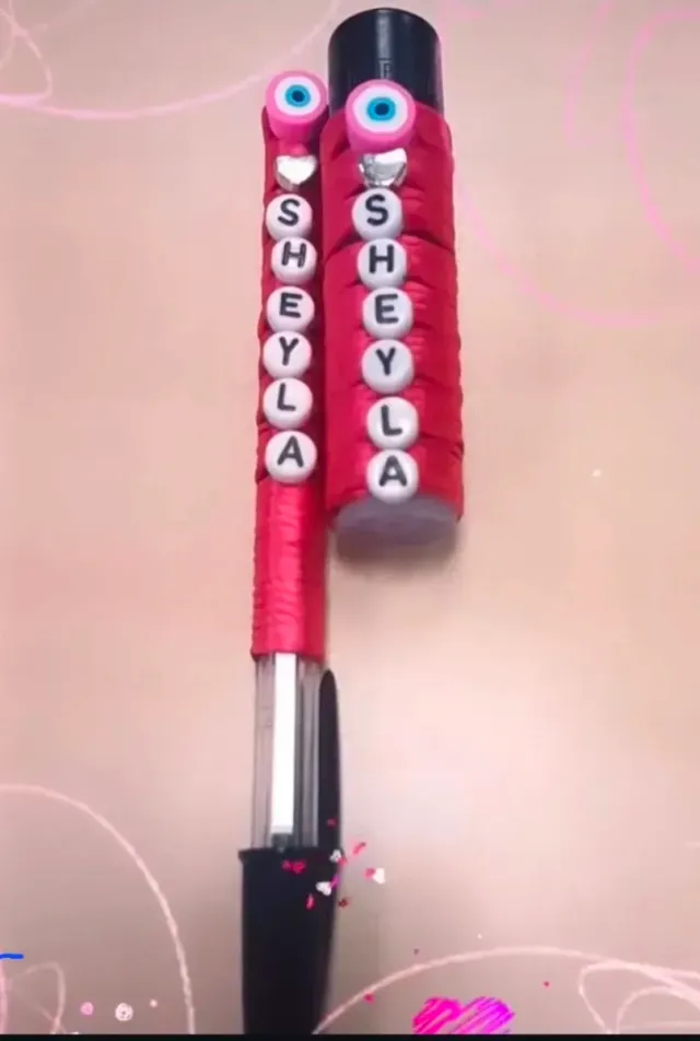 Bolígrafo y mechero personalizados