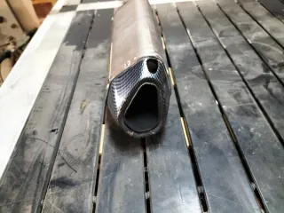 Silenciador Akrapovic