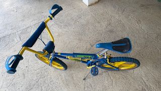Bicicleta BMX Azul y Amarilla