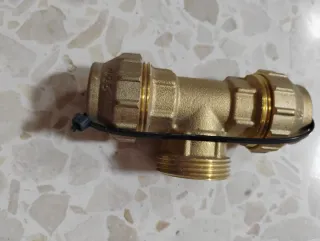 T de reducción de latón