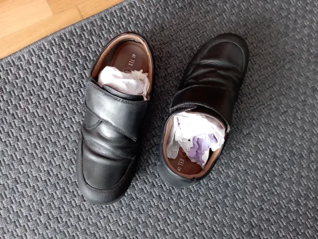 Zapatos Escolares Negros