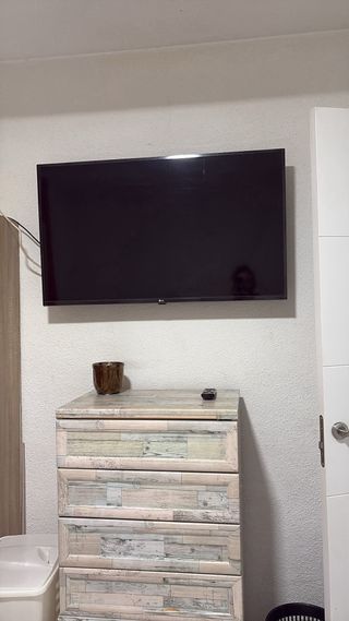 PARTICULAR ALQUILO HABITACIÓN PARA CHICA...