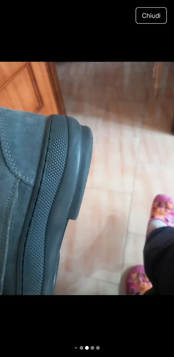 Scarponcini camoscio grigi.