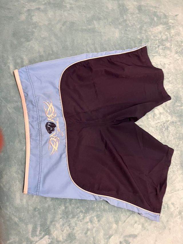 Pantalón corto Iguana azul marino y celeste