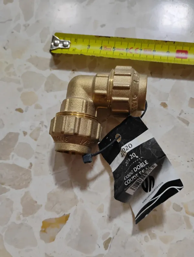 Codo latón 20x20 1/2