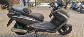 SYM GTS Evo 125 c.c. - Año 2007