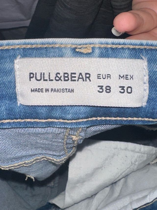 Pantalón vaquero Pull and Bear