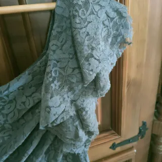 Vestido de fiesta gris y negro