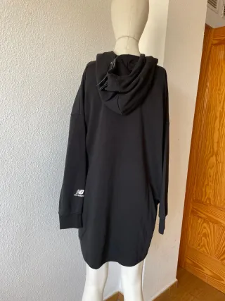 Sudadera New Balance Talla L Nueva con Etiqueta