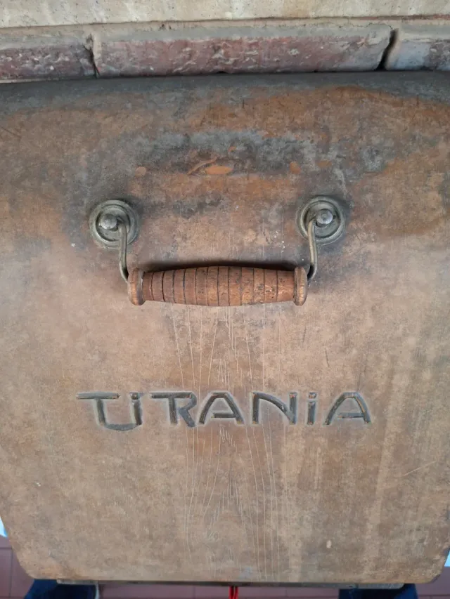 Máquina de Escribir Urania Vintage