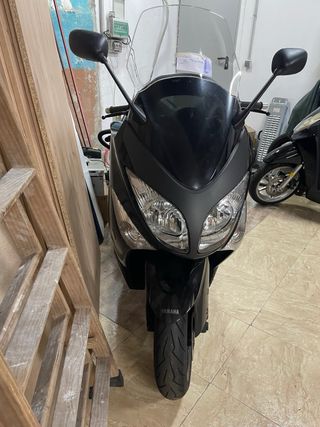 Yamaha T-Max 500 2009. motor hace ruido